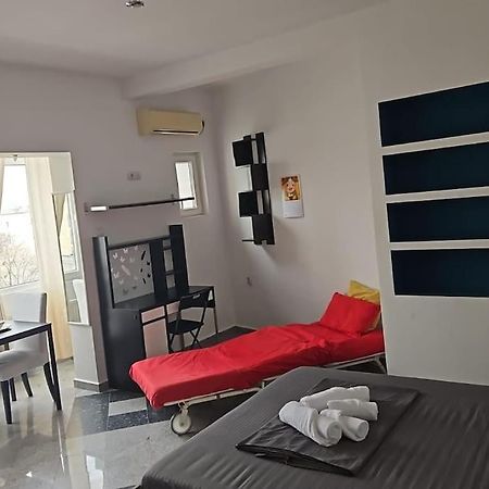 Nice Studio In The Heart Of City Bucureşti Exterior foto