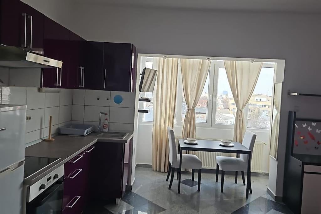 Nice Studio In The Heart Of City Bucureşti Exterior foto