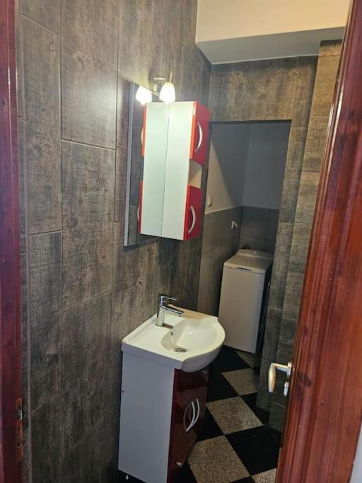 Nice Studio In The Heart Of City Bucureşti Exterior foto
